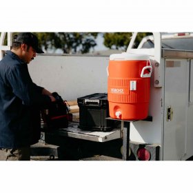 Igloo 5-Gallon Heavy Duty Seat Top Water Container Orange